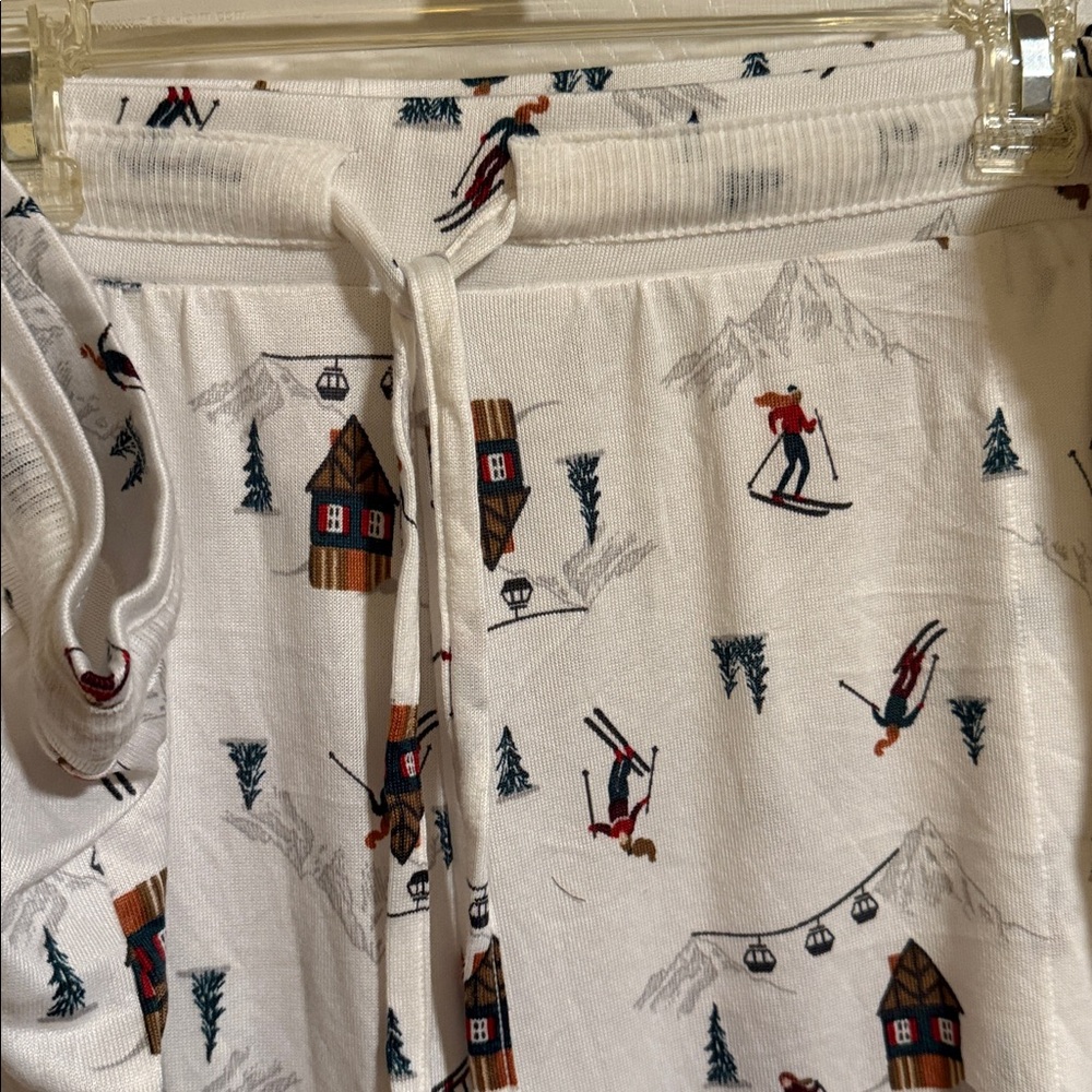 Women's White Ski Print Pajama Pants - Picture 7 of 7